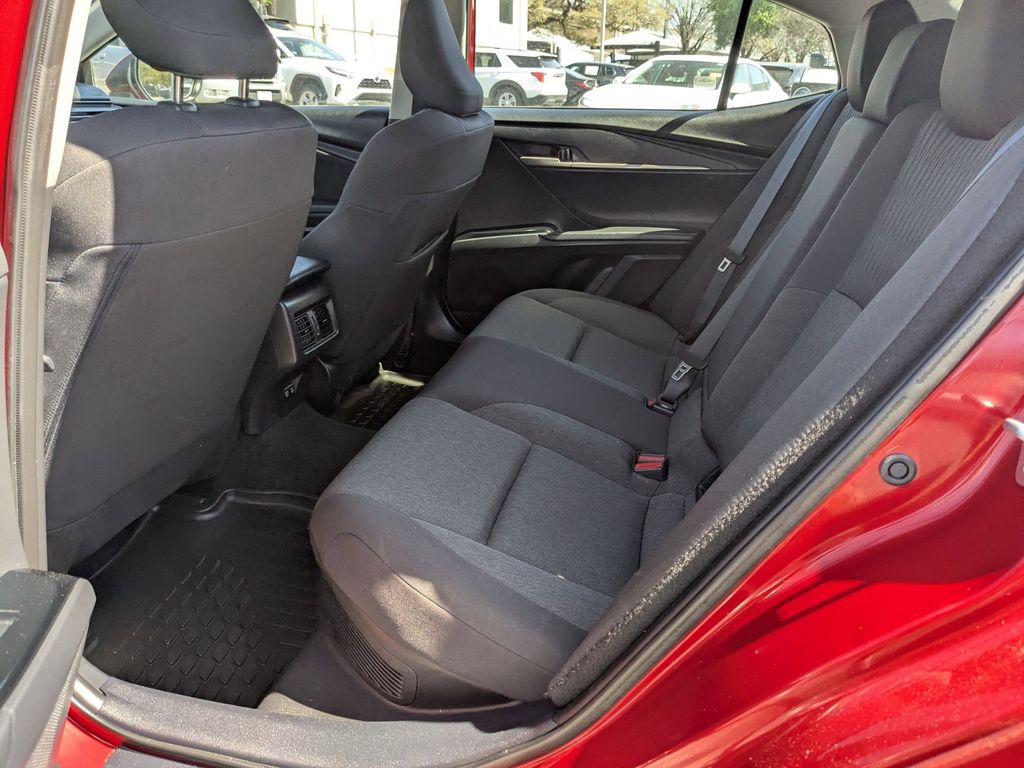 Thumbnail: 2025 Toyota Camry - 24