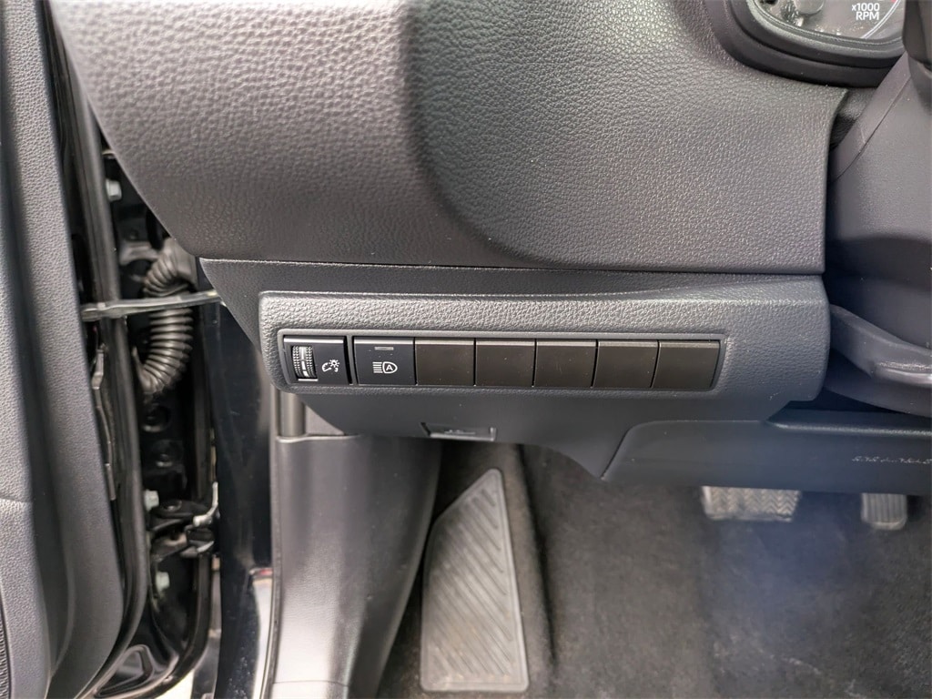2024 Toyota Corolla LE 22