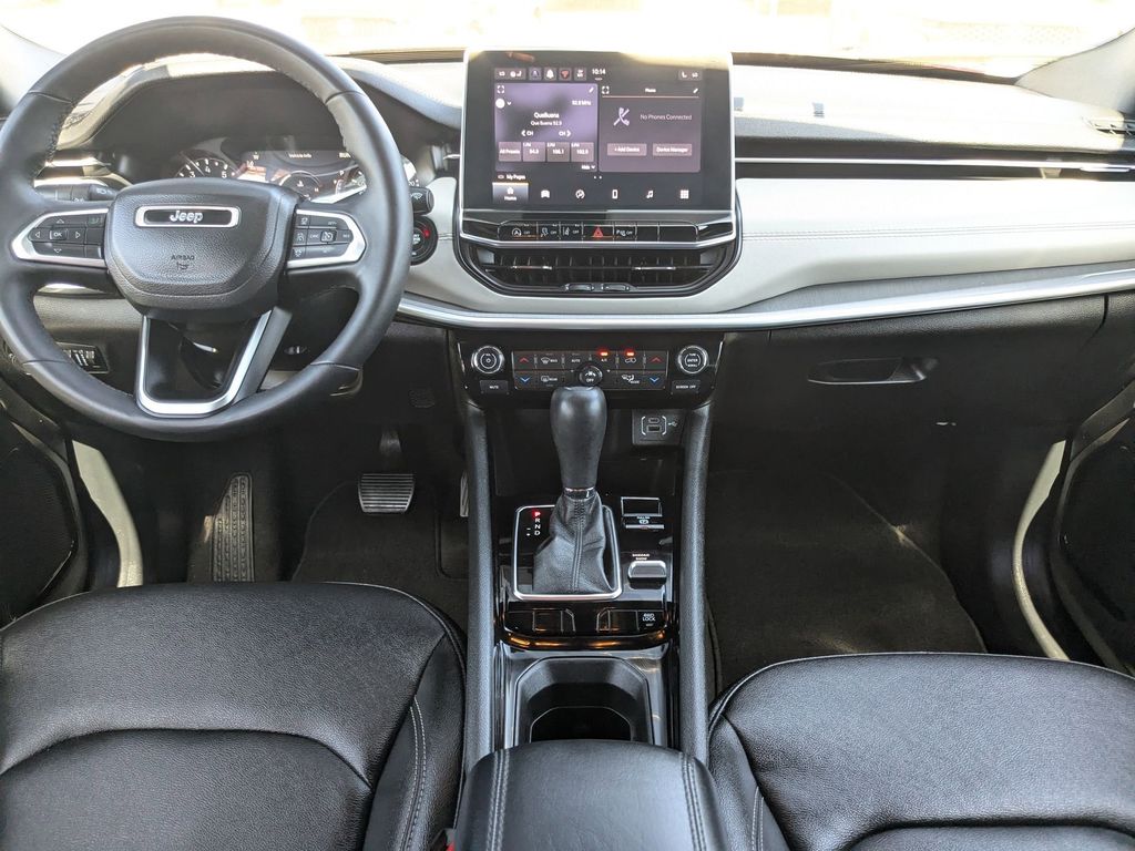 Thumbnail: 2025 Jeep Compass - 24