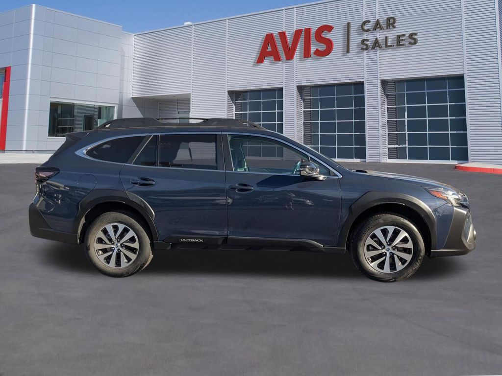 Thumbnail: 2025 Subaru Outback - 7