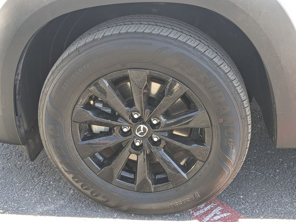 Thumbnail: 2025 Mazda CX-50 - 30