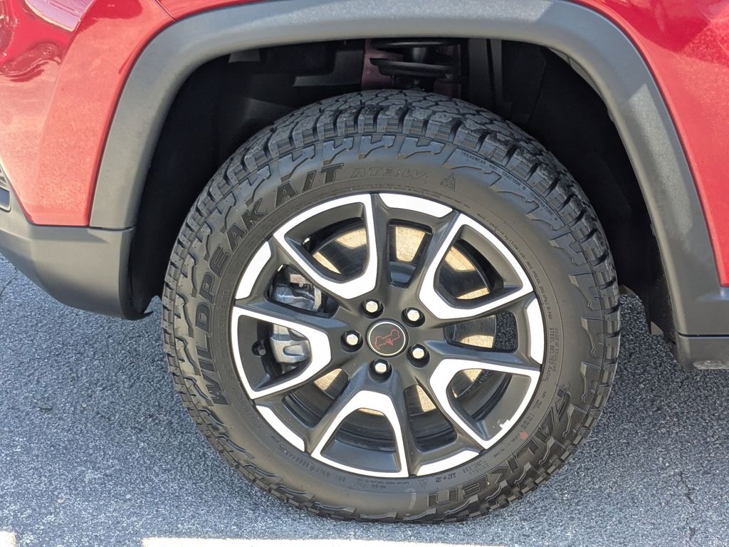 Thumbnail: 2025 Jeep Compass - 28