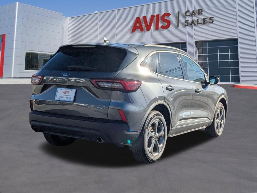 Thumbnail: 2025 Ford Escape - 6