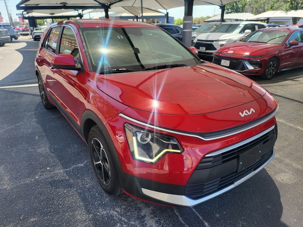 Thumbnail: 2025 Kia Niro - 2