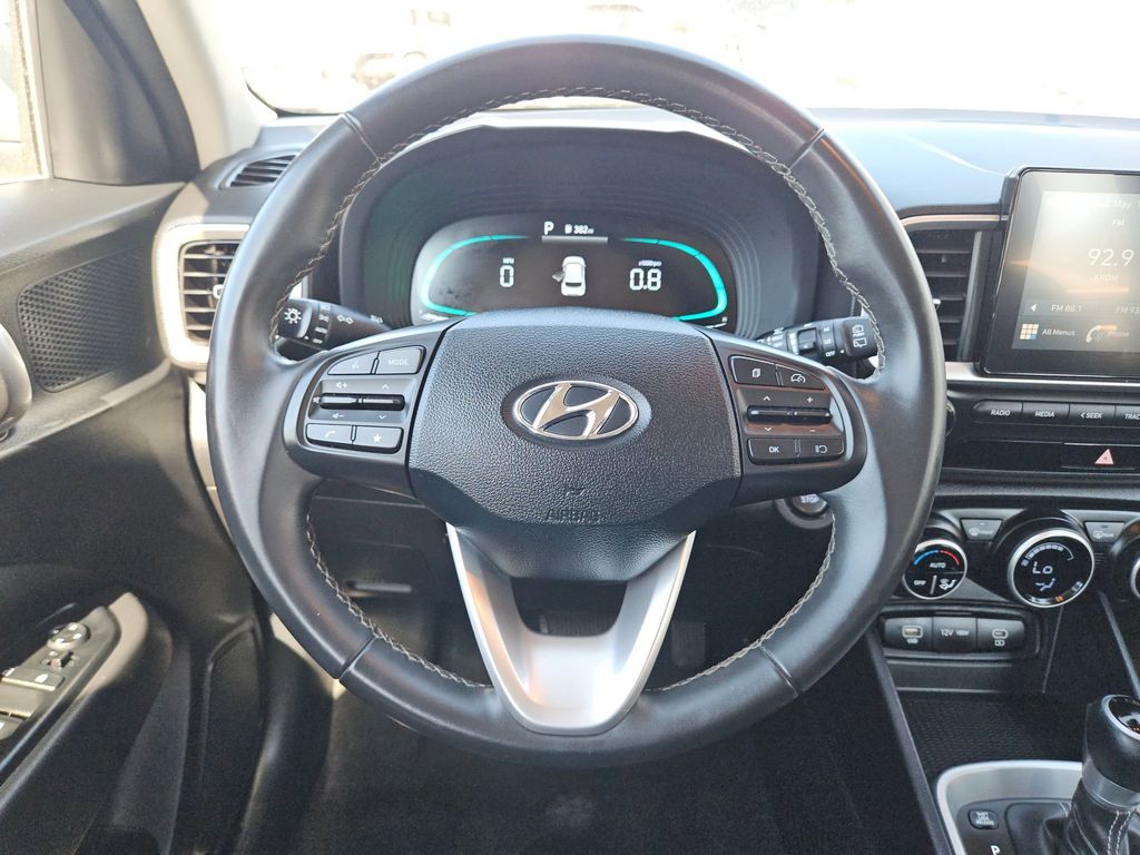 Thumbnail: 2025 Hyundai Venue - 23