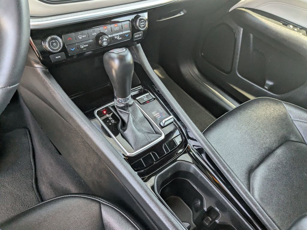 Thumbnail: 2025 Jeep Compass - 24