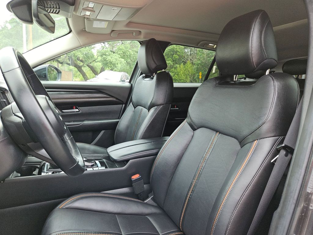 Thumbnail: 2025 Mazda CX-50 - 16