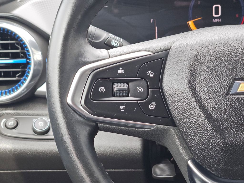 Thumbnail: 2025 Chevrolet Trax - 24