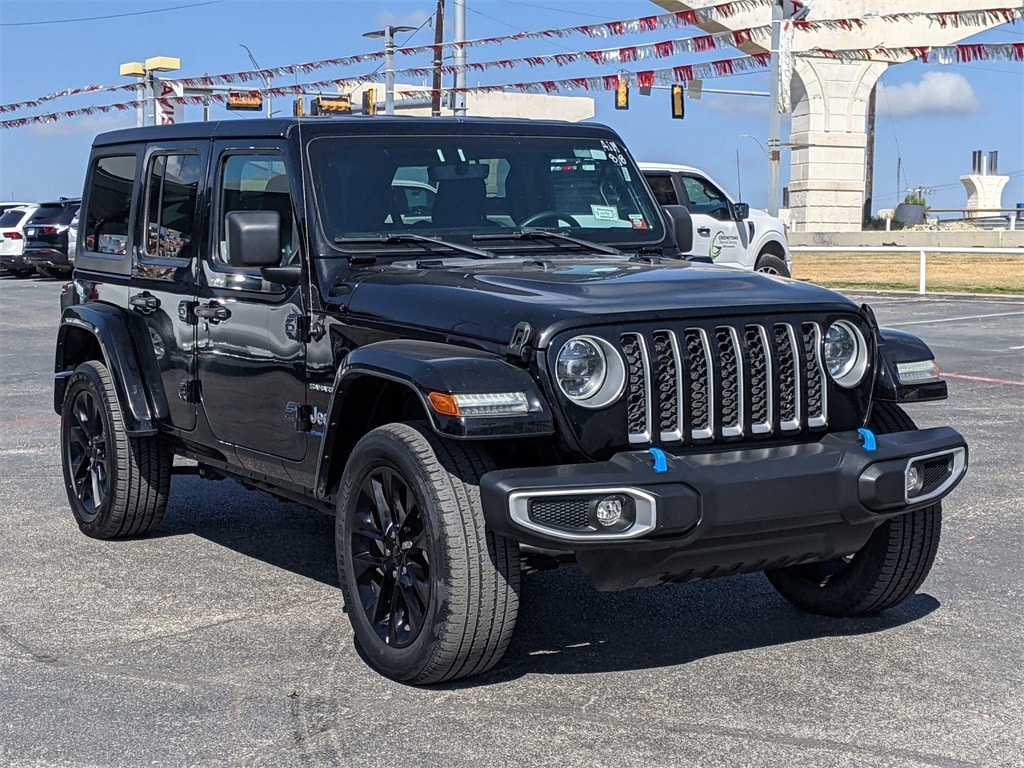 Thumbnail: 2023 Jeep Wrangler - 3