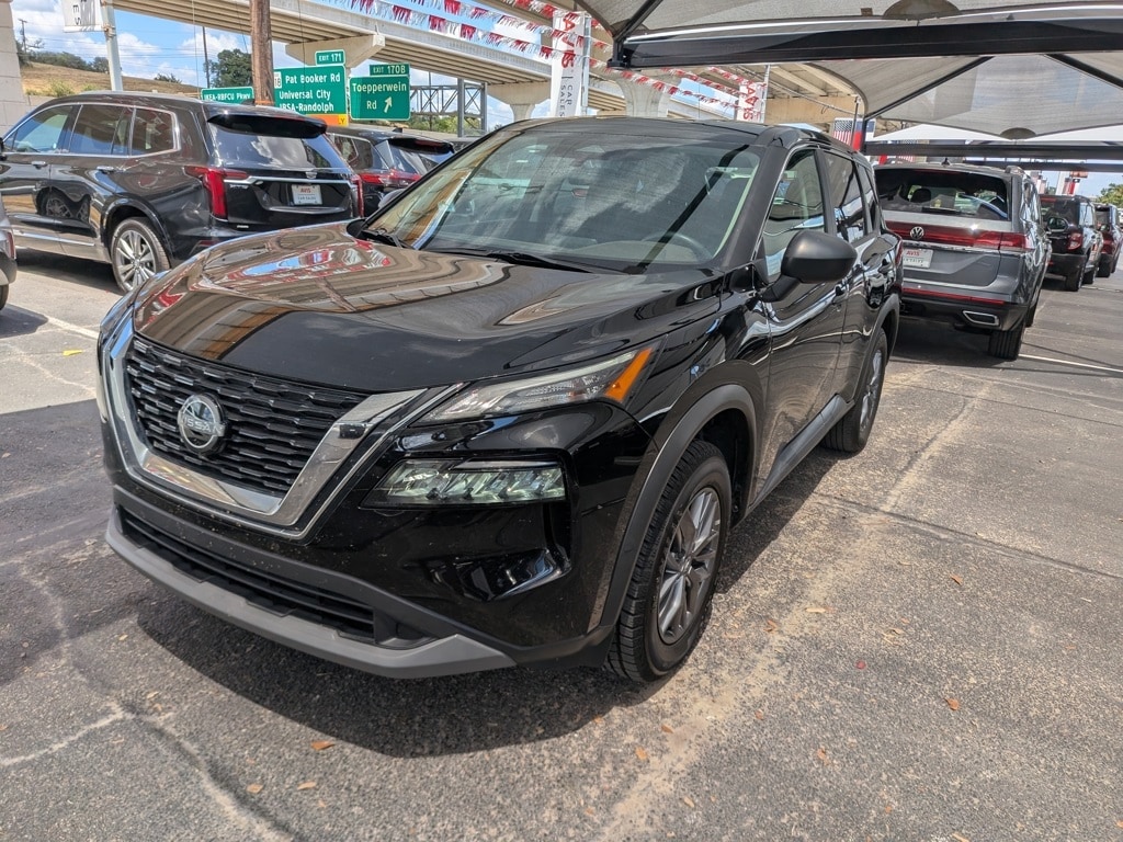 Thumbnail: 2023 Nissan Rogue - 1