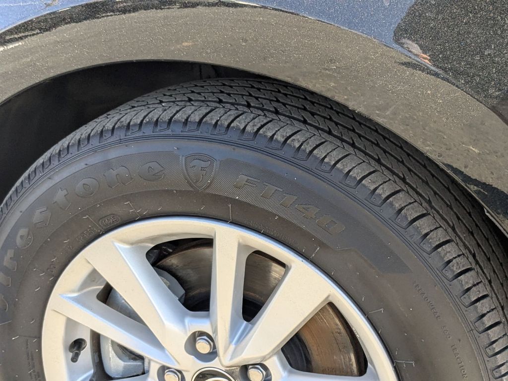 Thumbnail: 2025 Toyota Camry - 30