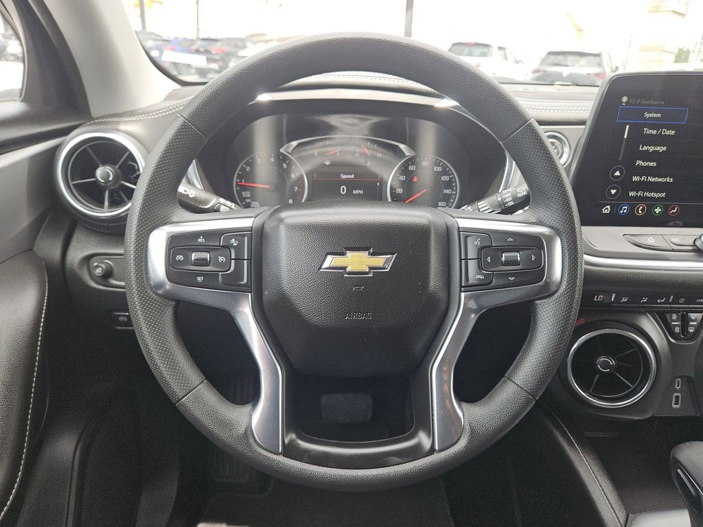 Thumbnail: 2025 Chevrolet Blazer - 23