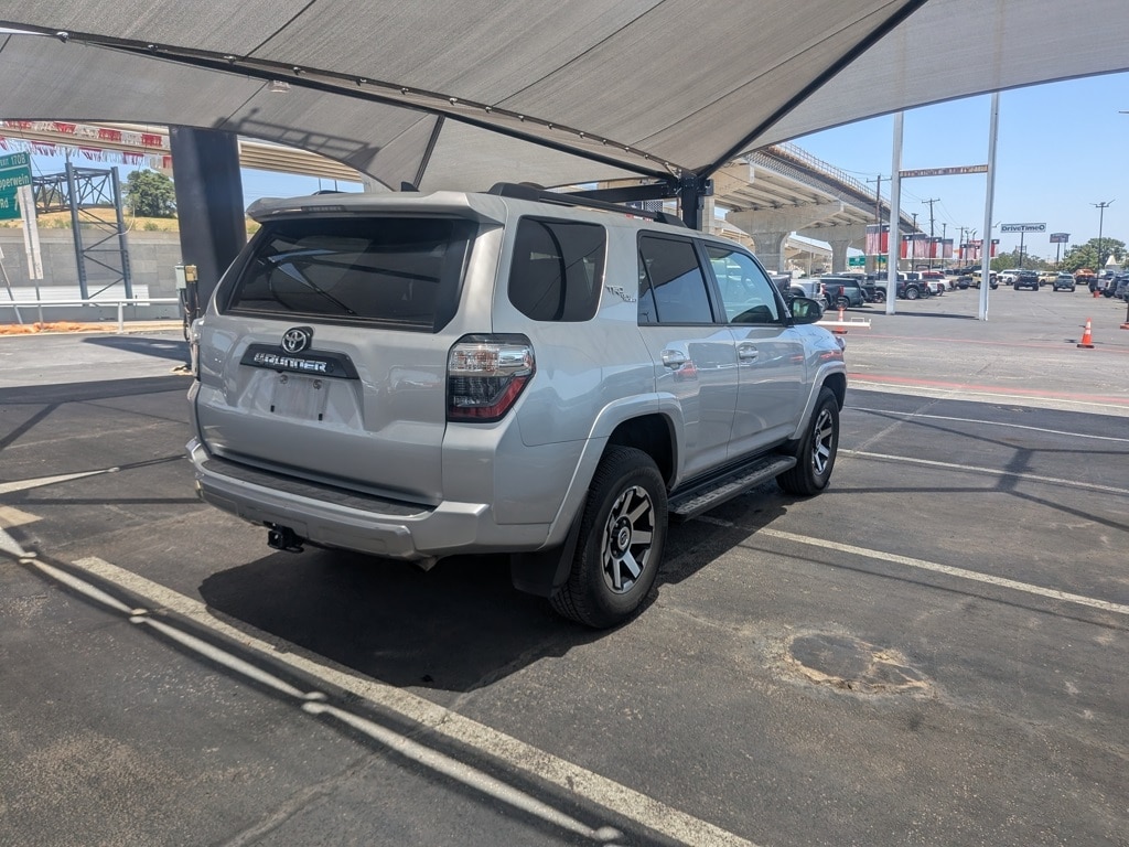 Thumbnail: 2024 Toyota 4Runner - 7