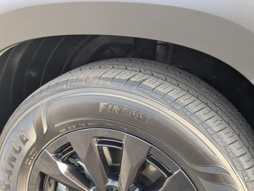 Thumbnail: 2025 Mazda CX-50 - 30