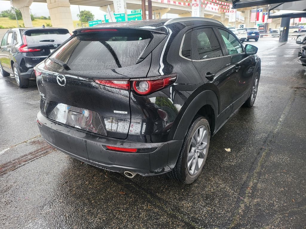 Thumbnail: 2025 Mazda CX-30 - 8