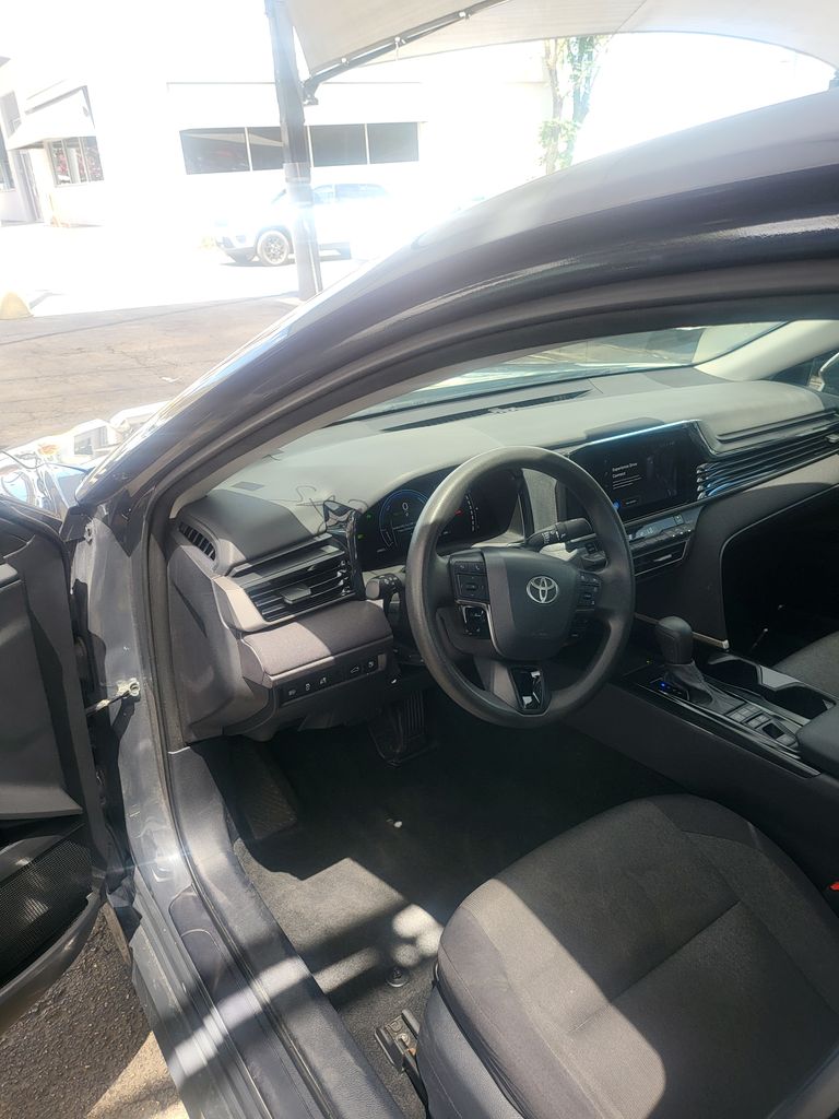 Thumbnail: 2025 Toyota Camry - 3