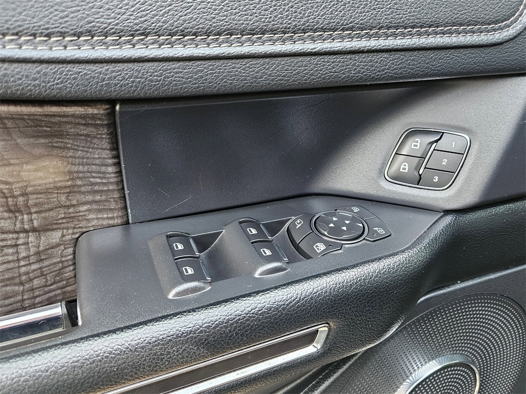 Thumbnail: 2021 Ford Expedition MAX - 13