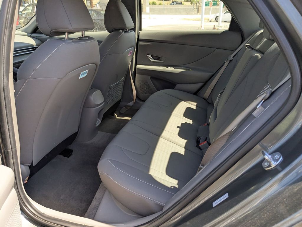 Thumbnail: 2025 Hyundai Elantra - 25