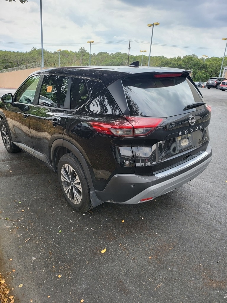 Thumbnail: 2023 Nissan Rogue - 10