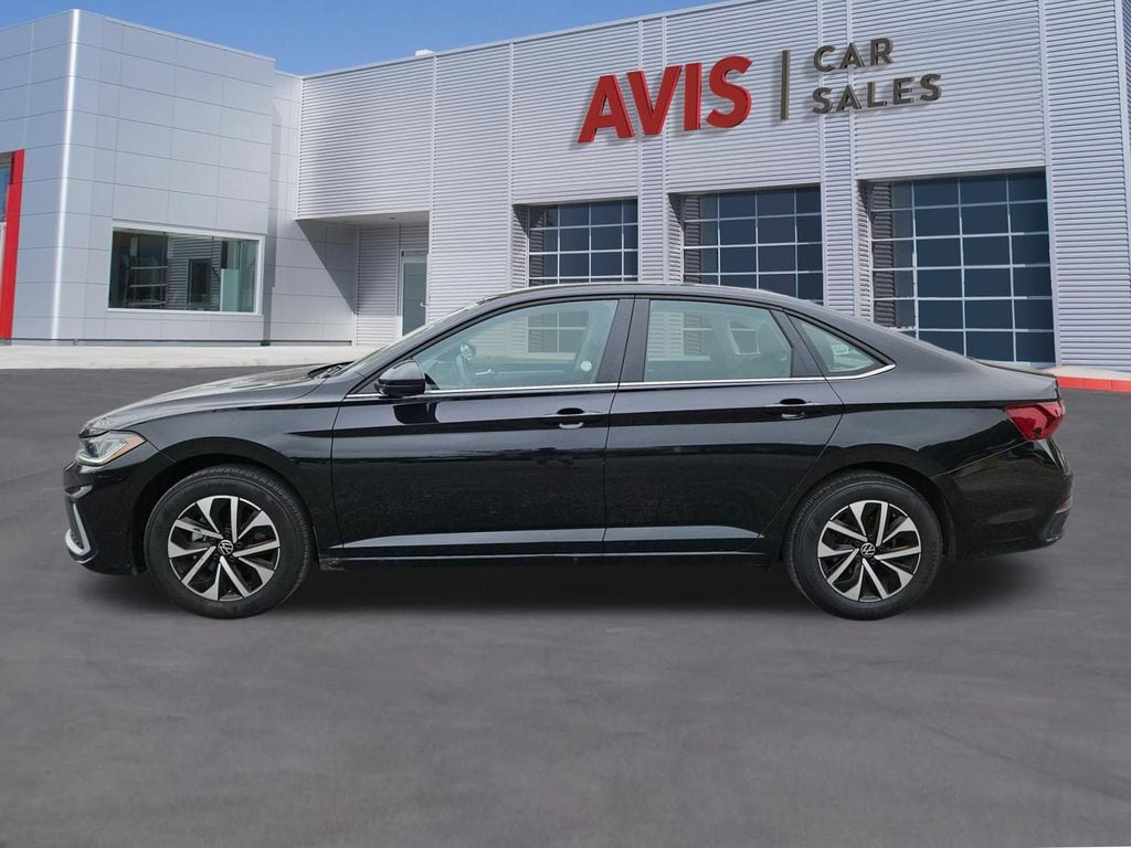 Thumbnail: 2025 Volkswagen Jetta - 2