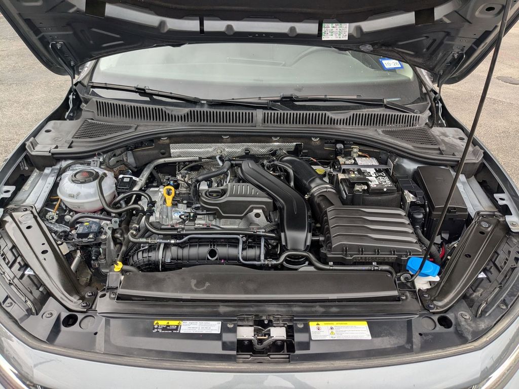 Thumbnail: 2025 Volkswagen Jetta - 27