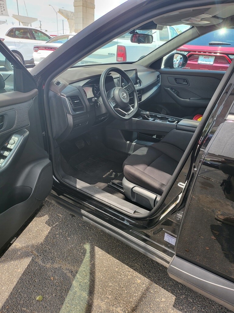 2023 Nissan Rogue S photo 4