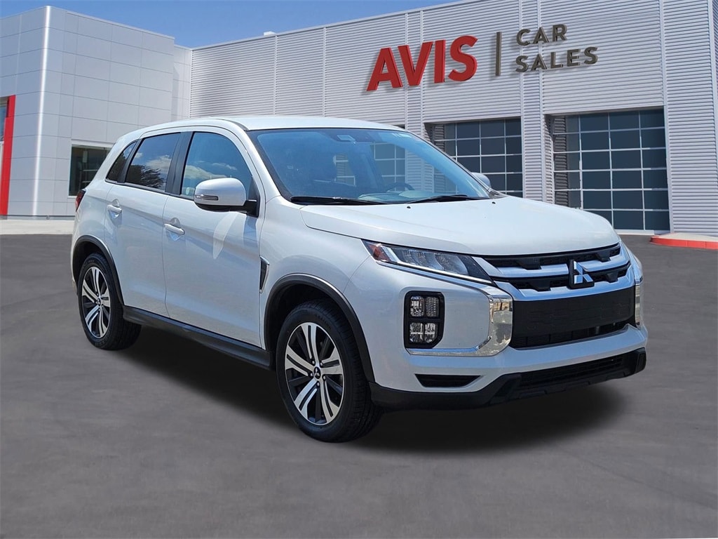 Thumbnail: 2024 Mitsubishi Outlander Sport - 3