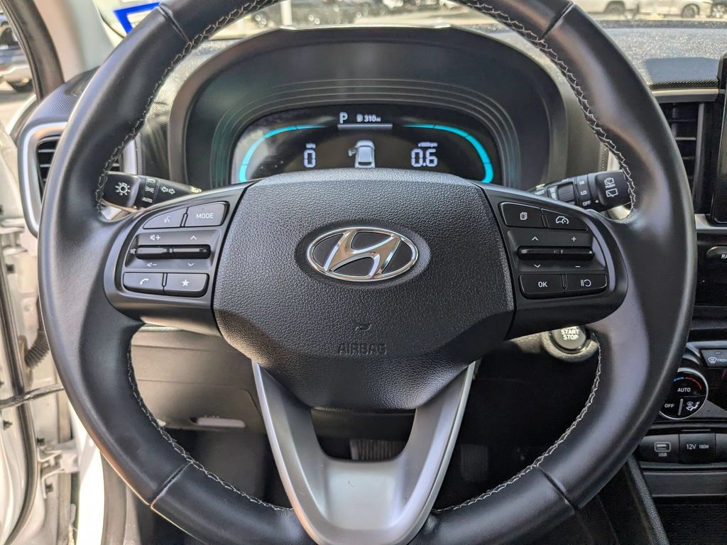 Thumbnail: 2025 Hyundai Venue - 16
