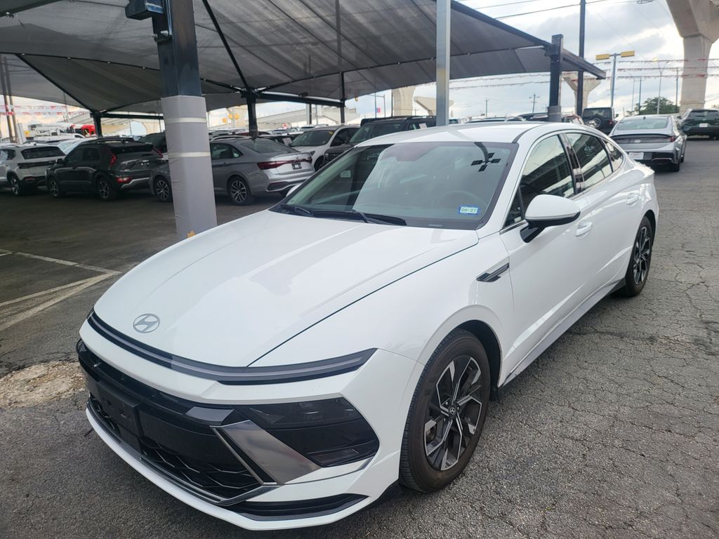2025 Hyundai Sonata's photo