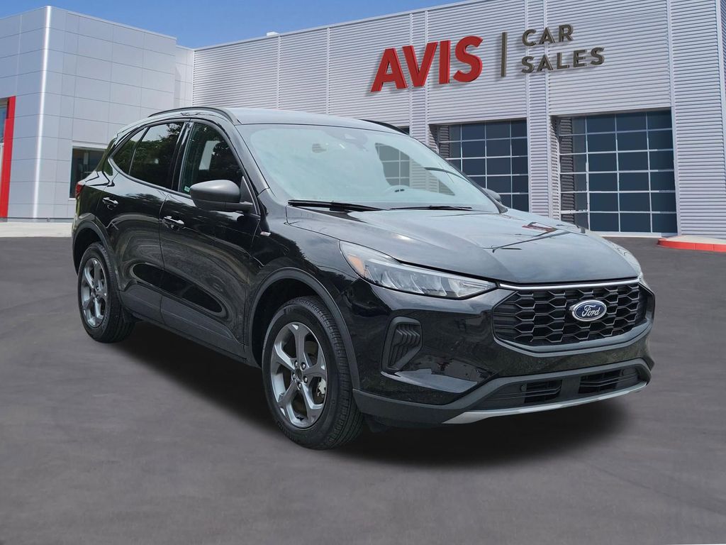 Thumbnail: 2025 Ford Escape - 9
