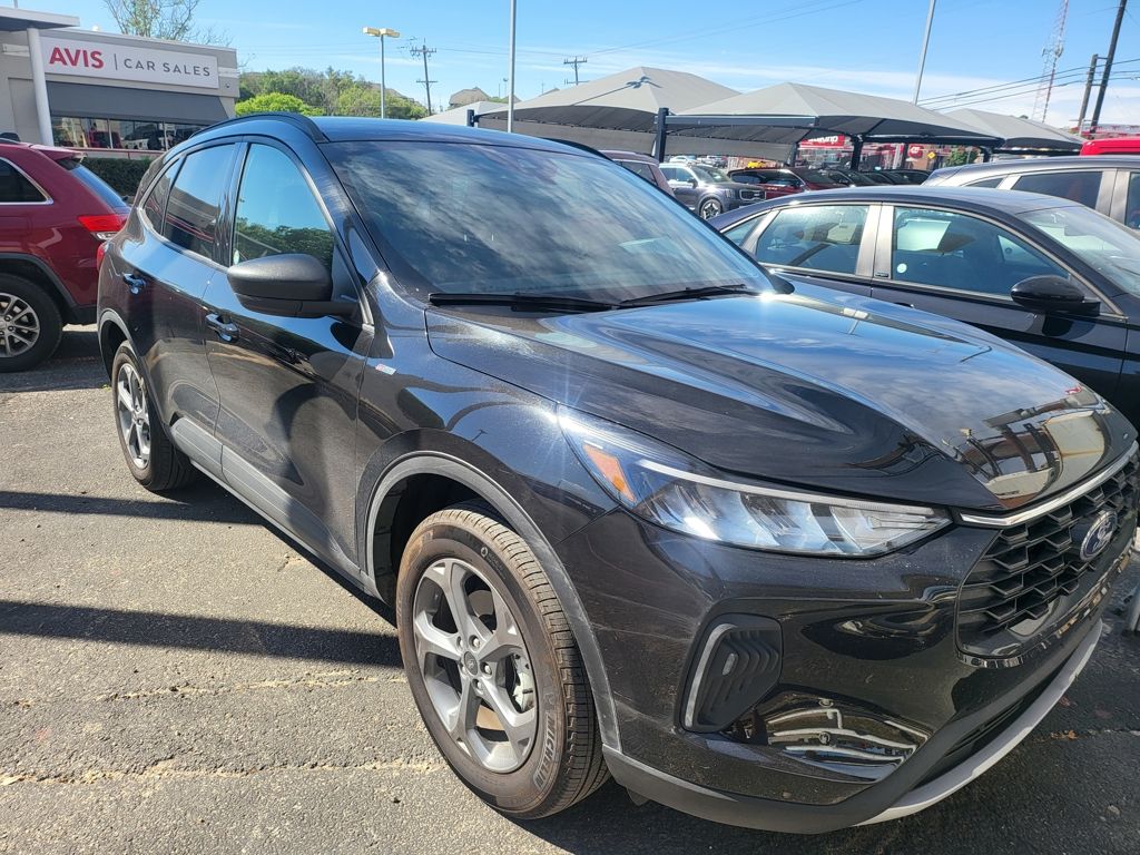 Thumbnail: 2025 Ford Escape - 3