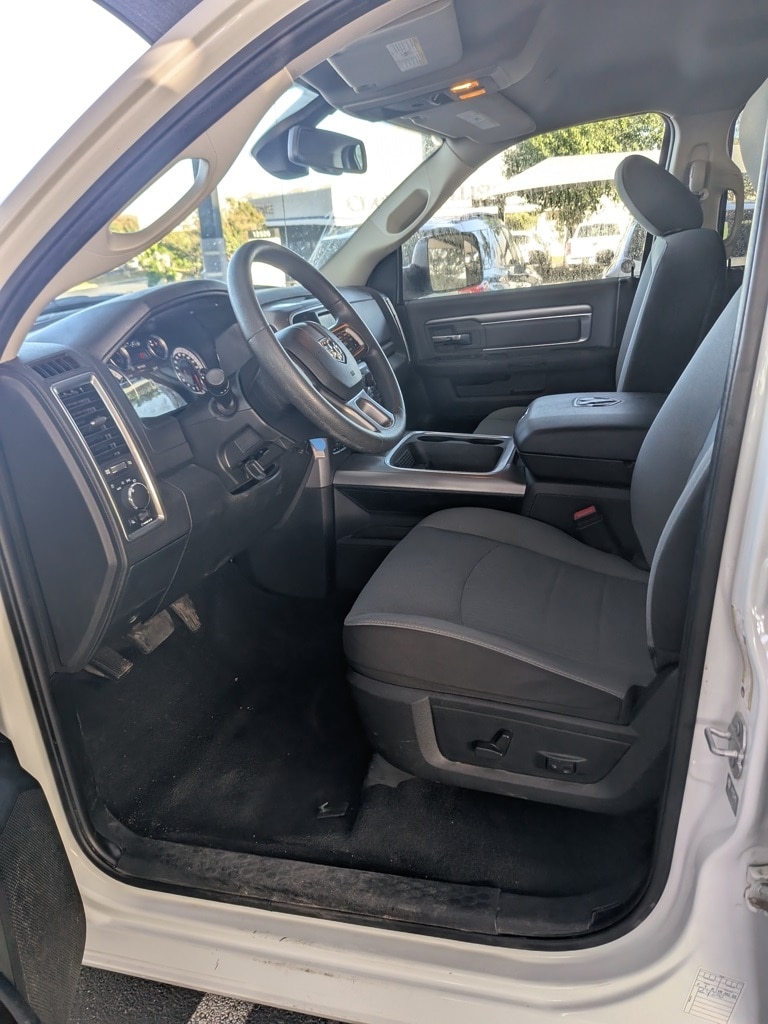 Thumbnail: 2023 RAM 1500 Classic - 6