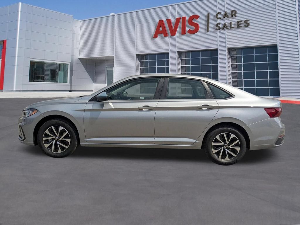 Thumbnail: 2025 Volkswagen Jetta - 2