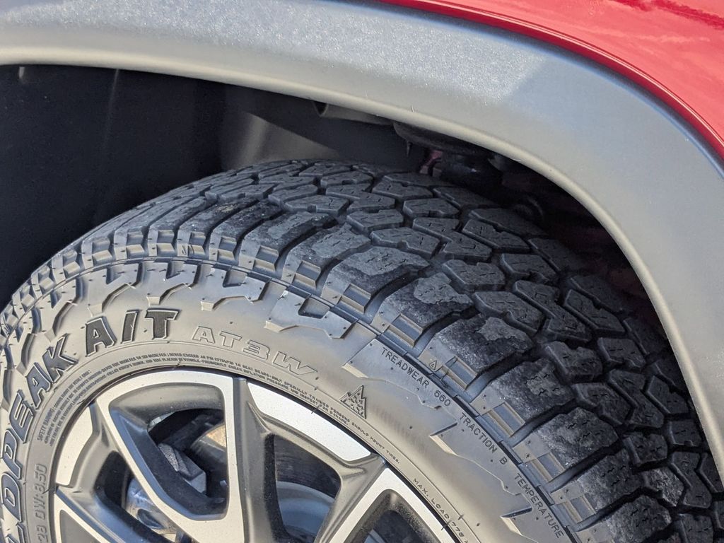 Thumbnail: 2025 Jeep Compass - 29