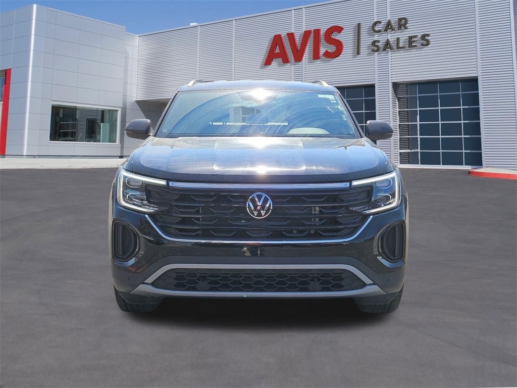 Certified 2024 Volkswagen Atlas Cross Sport 2.0T SE w/Technology SUV