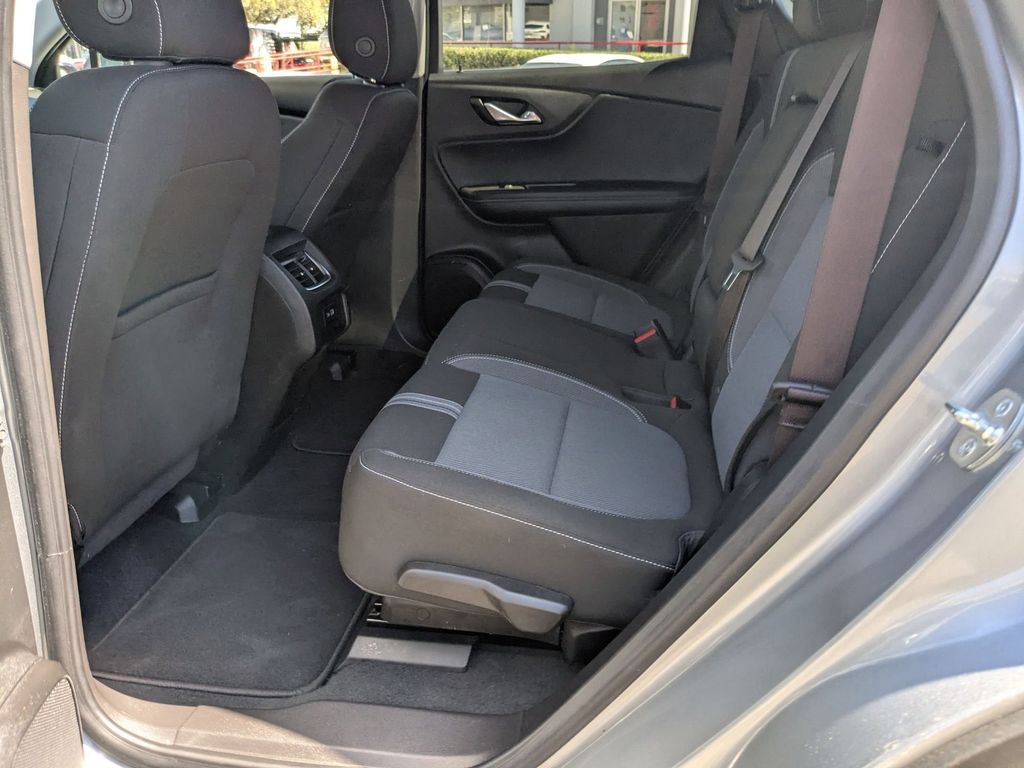 Thumbnail: 2025 Chevrolet Blazer - 24