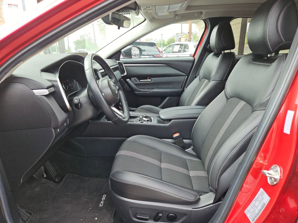 Thumbnail: 2025 Mazda CX-50 - 11