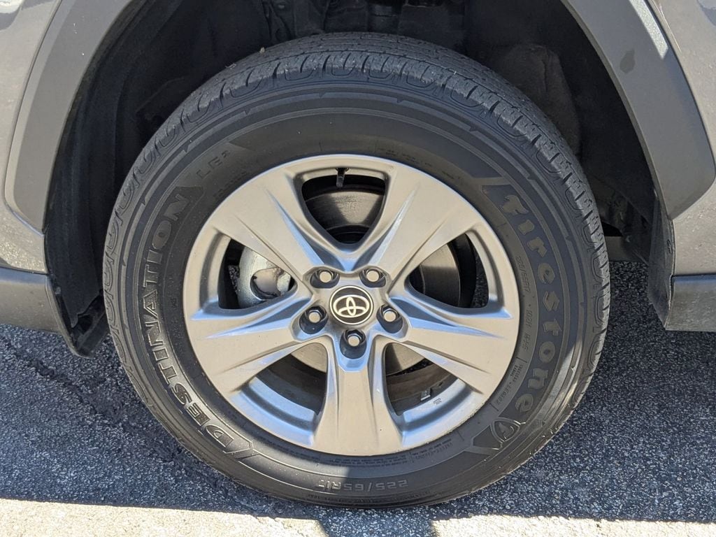 Thumbnail: 2025 Toyota RAV4 - 30