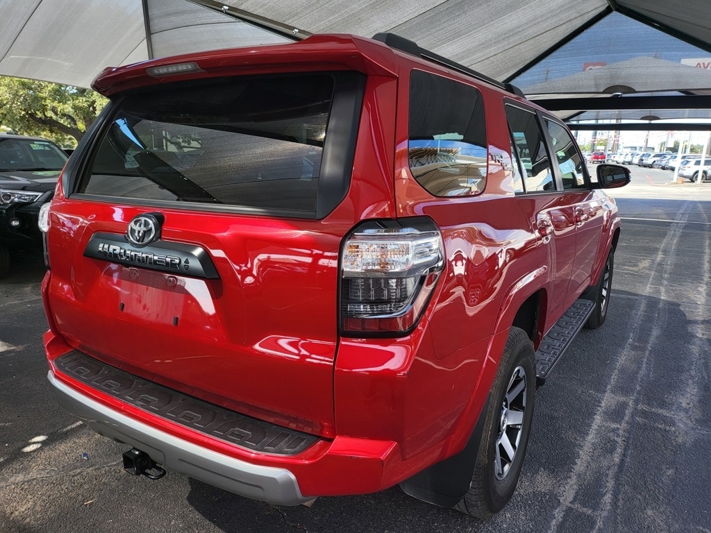 Thumbnail: 2024 Toyota 4Runner - 10