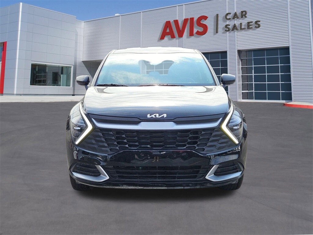 2024 Kia Sportage LX photo 2