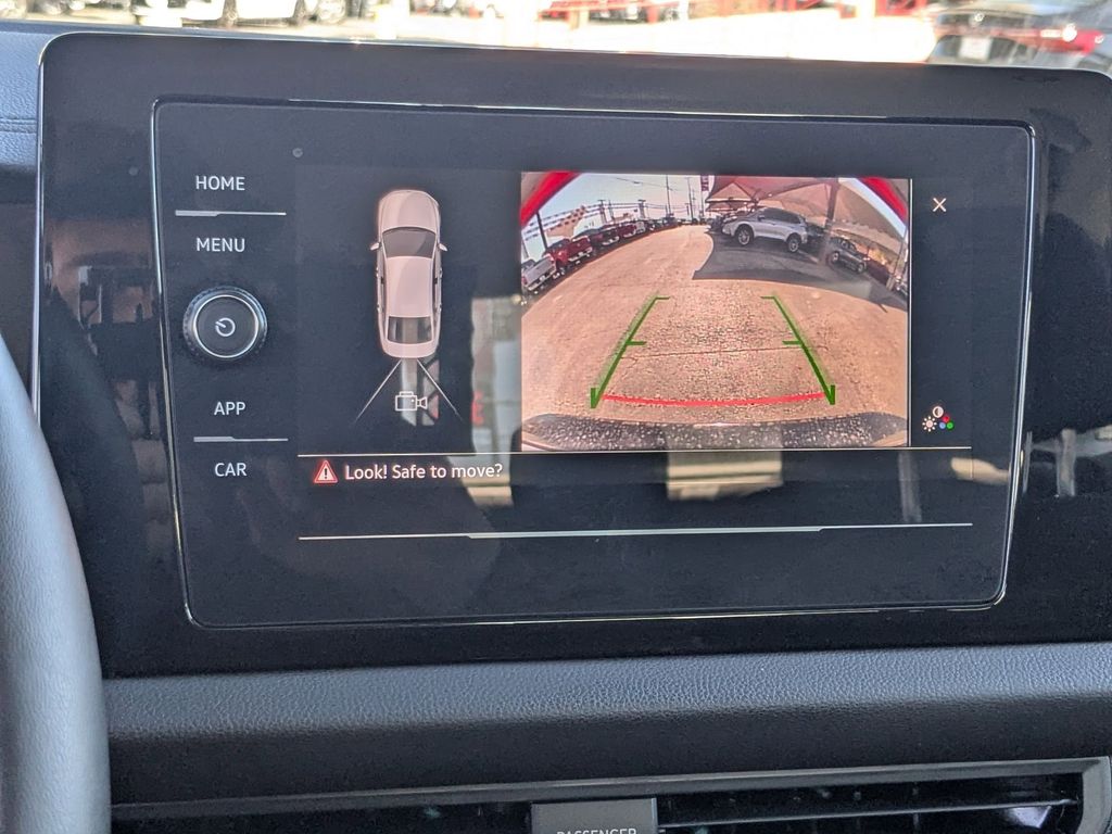 Thumbnail: 2025 Volkswagen Jetta - 21