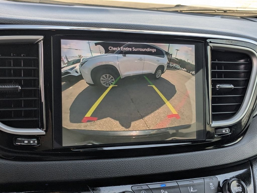 Thumbnail: 2025 Chrysler Pacifica - 21