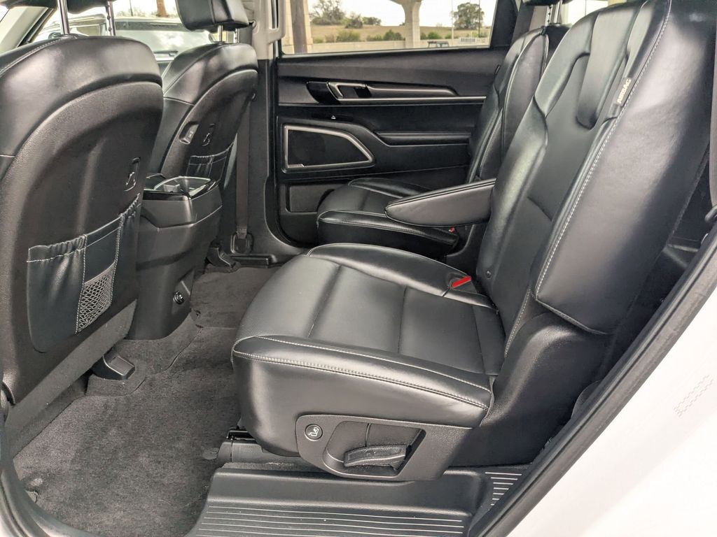 Thumbnail: 2025 Kia Telluride - 26