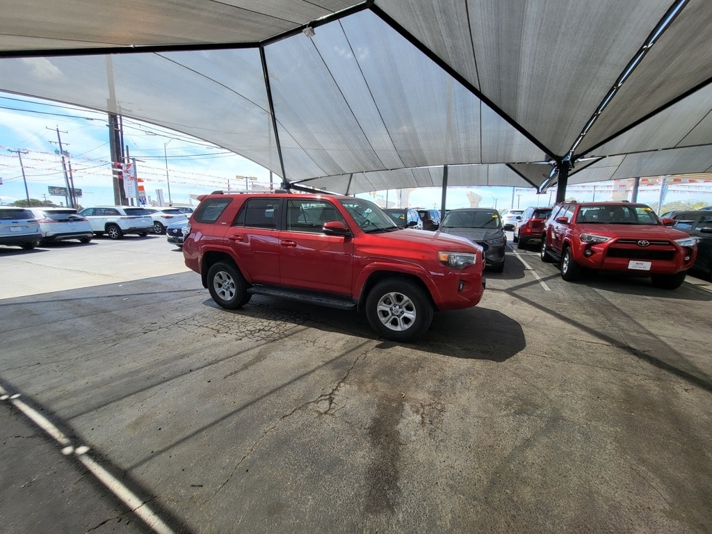 Thumbnail: 2024 Toyota 4Runner - 7