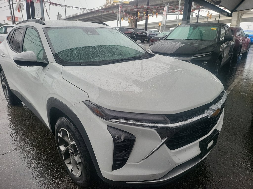 Certified 2026 Chevrolet Trax LT SUV
