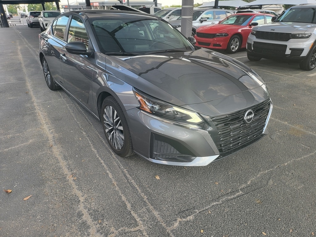 Thumbnail: 2024 Nissan Altima - 3