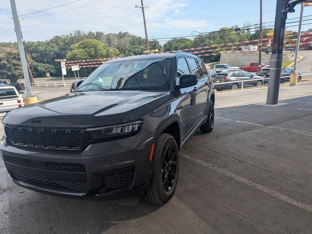 Thumbnail: 2024 Jeep Grand Cherokee L - 1