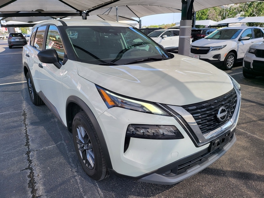 Thumbnail: 2023 Nissan Rogue - 5