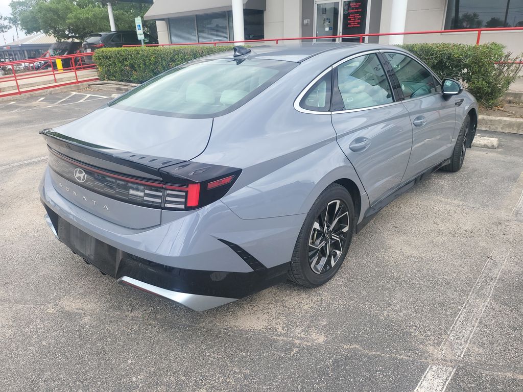Thumbnail: 2025 Hyundai Sonata - 3
