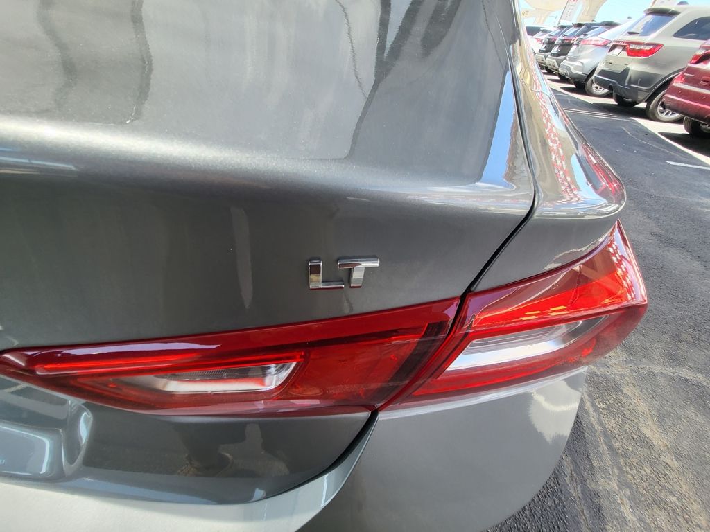 Thumbnail: 2024 Chevrolet Malibu - 12